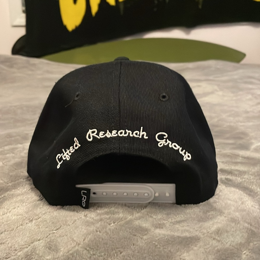 LRG SnapBack hat - Picture 3 of 5